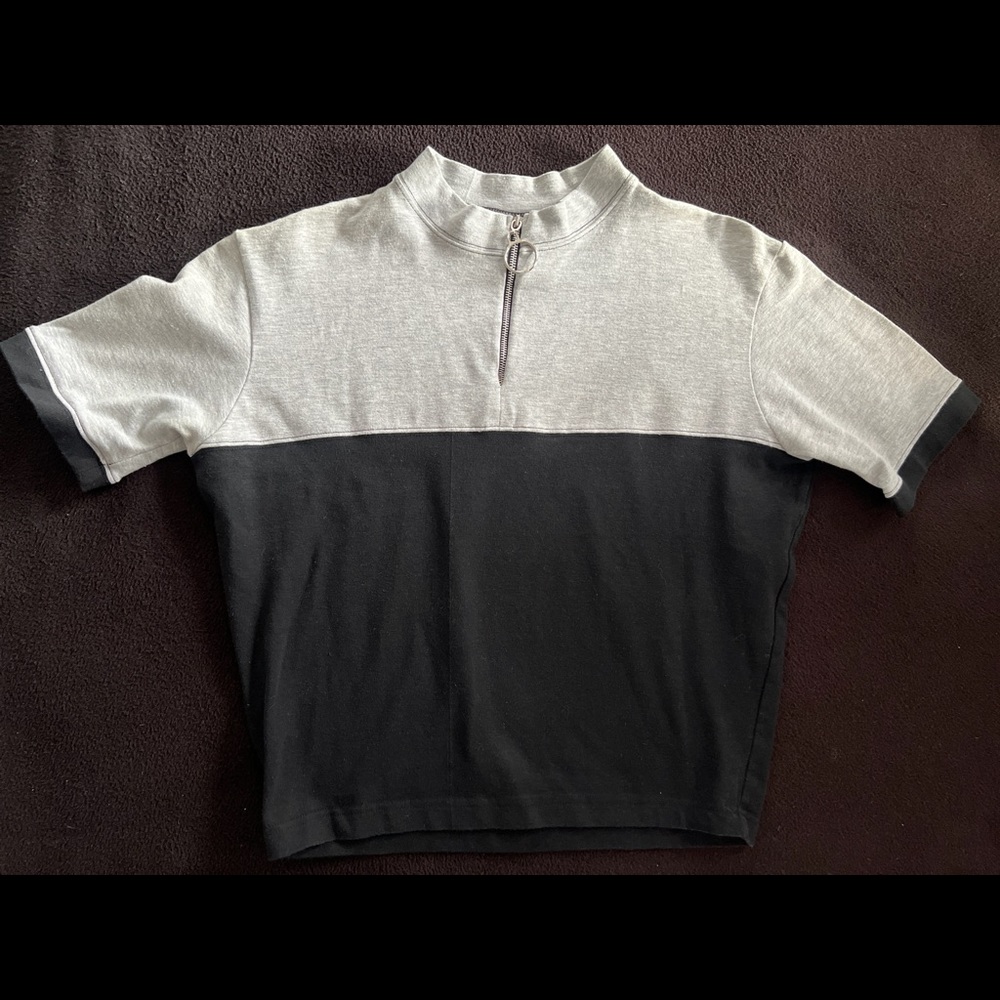 Y.M.L.A Vintage 90’s Rare Club Wear Form Fitted Cropped Sleeves/Body Zip Neck